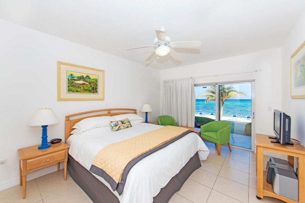 Wyndham Reef Resort, Grand Cayman 4*