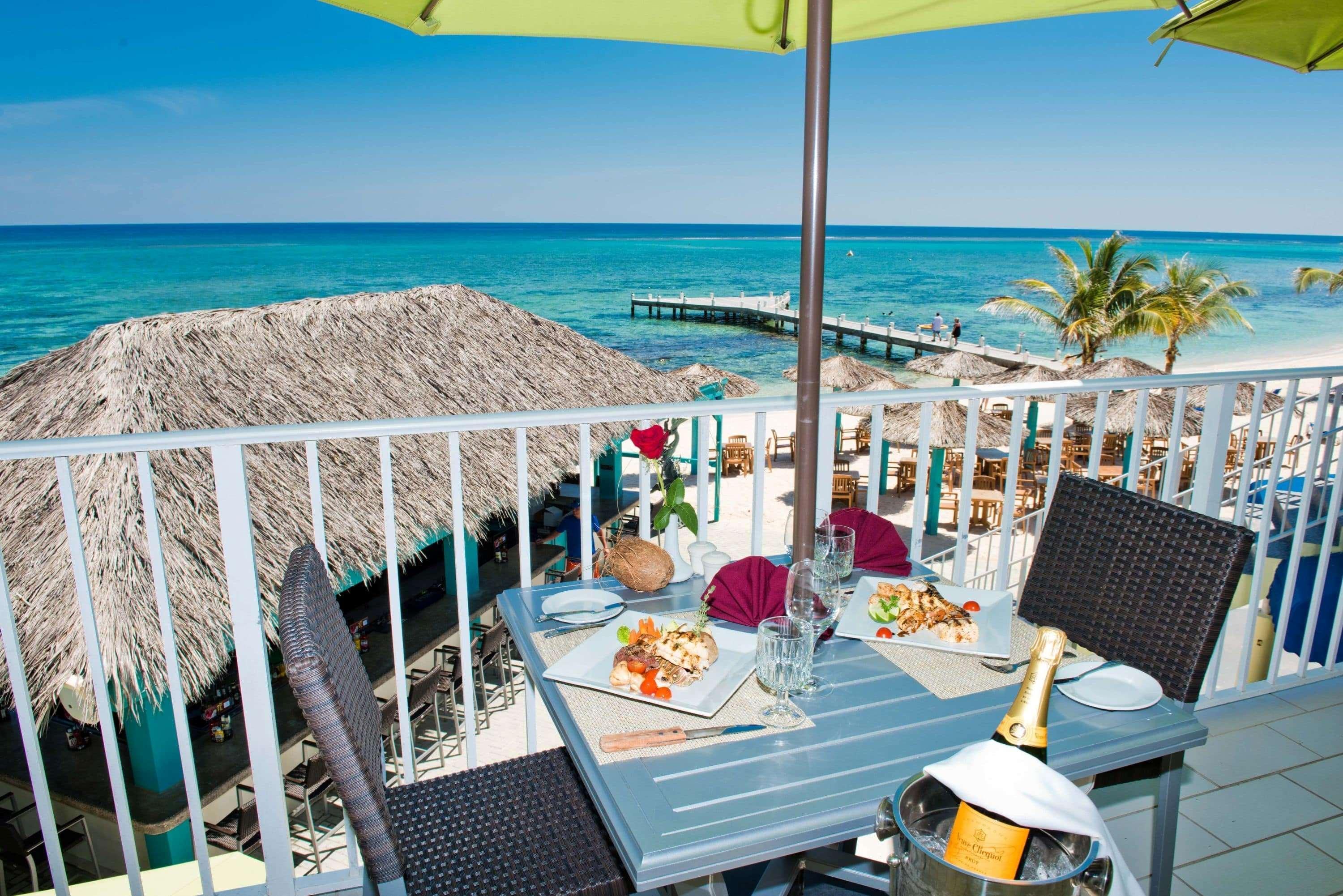 Wyndham Reef Resort, Grand Cayman