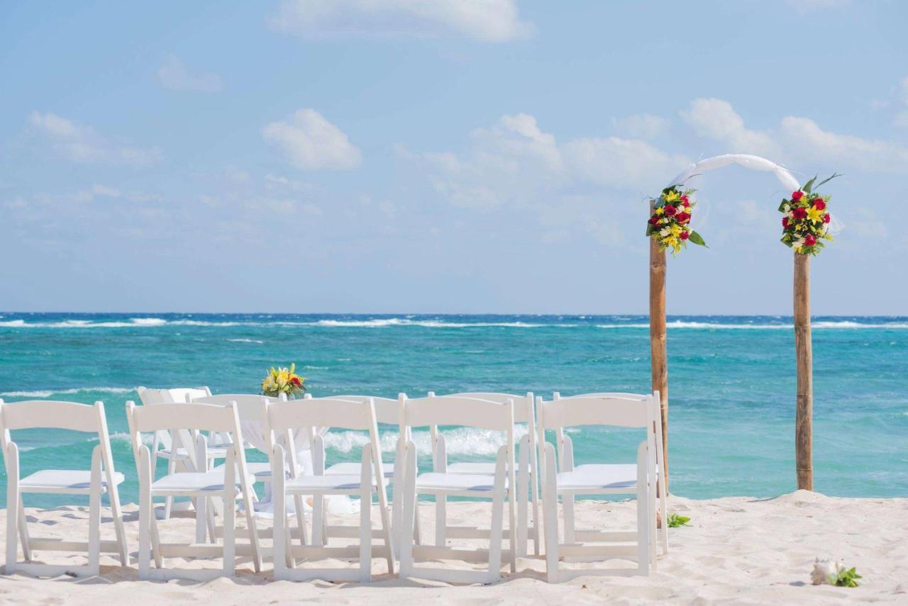 Wyndham Reef Resort, Grand Cayman Resort 4*