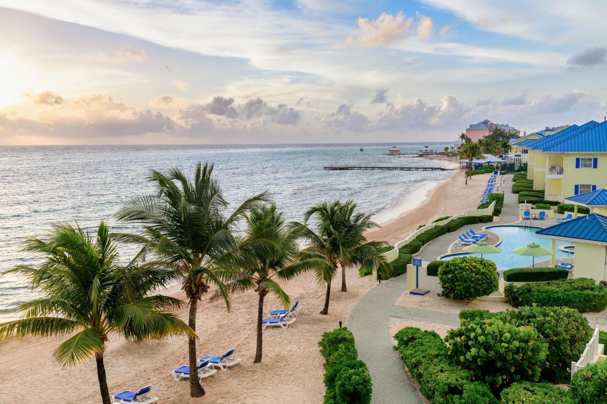 Wyndham Reef Resort, Grand Cayman 4* East End