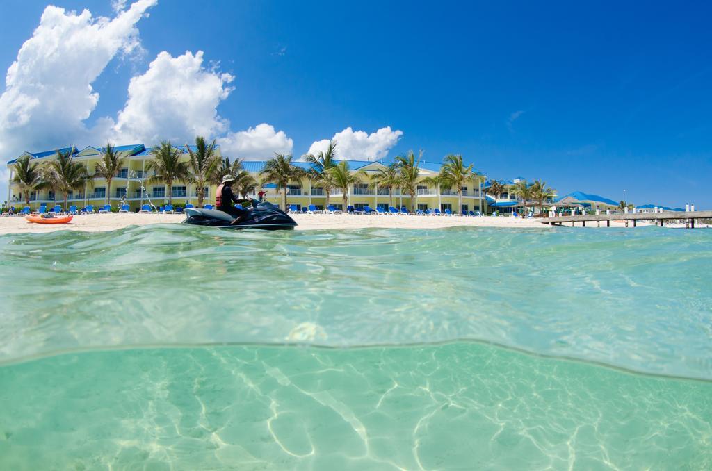 Wyndham Reef Resort, Grand Cayman East End