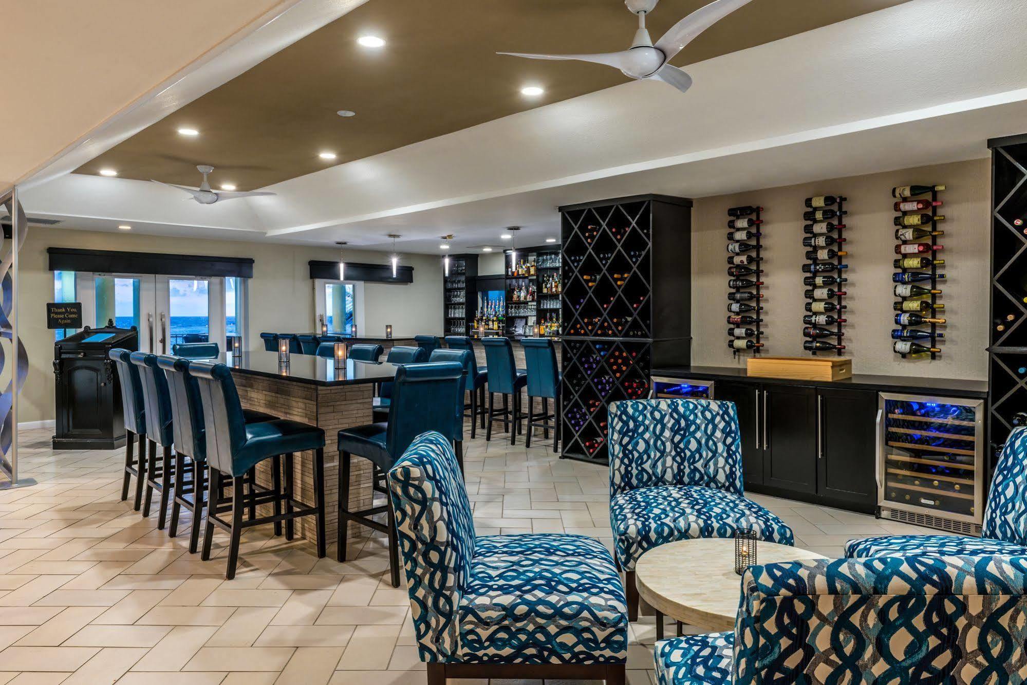 Resort Wyndham Reef Resort, Grand Cayman 4*